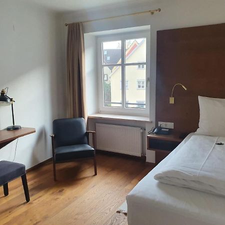 Hotel Schierlinger Braeustueberl 外观 照片
