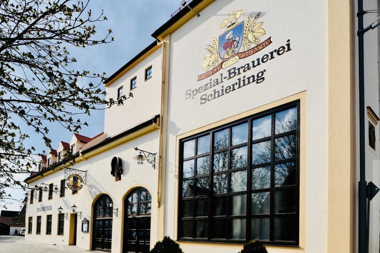 Hotel Schierlinger Braeustueberl 外观 照片
