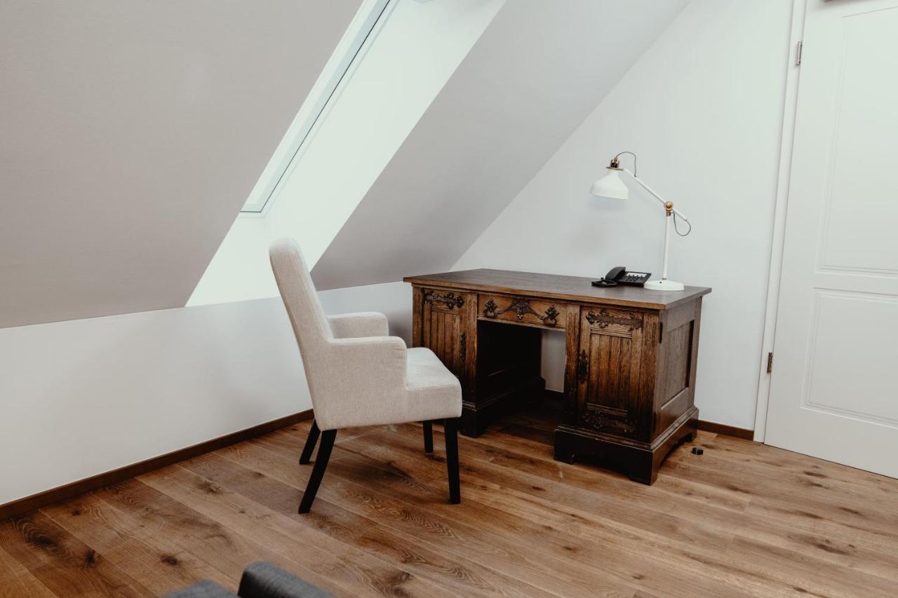 Hotel Schierlinger Braeustueberl 外观 照片