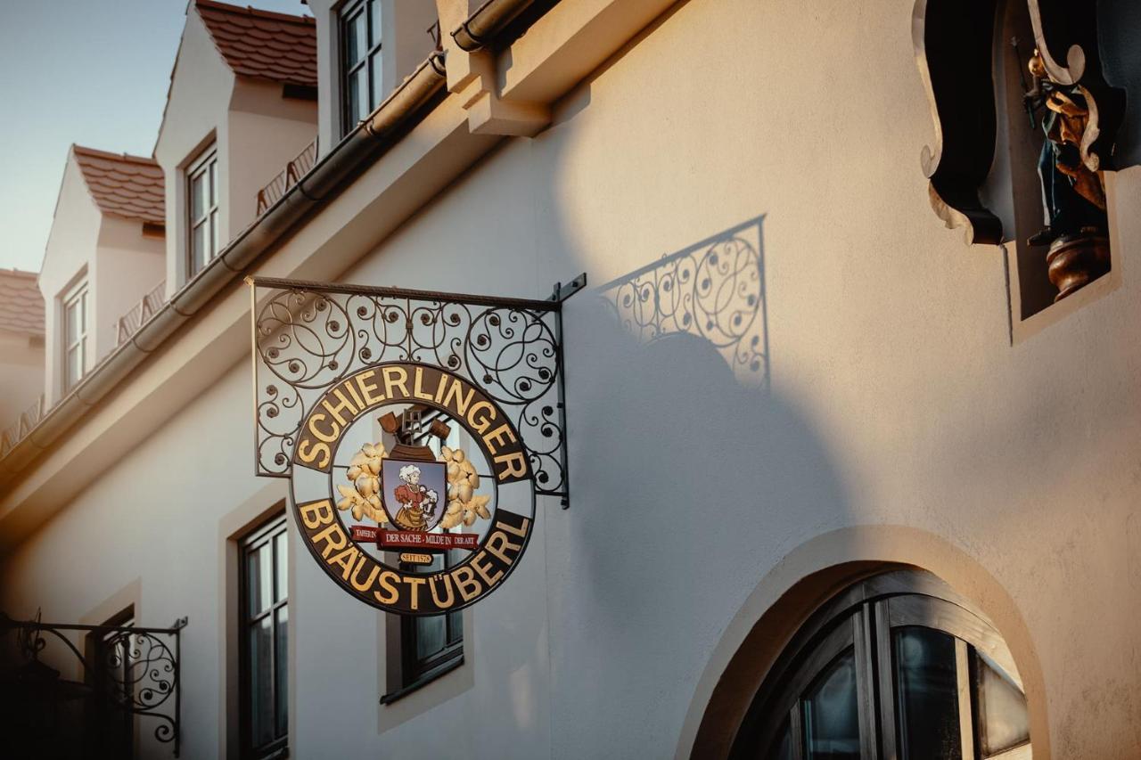 Hotel Schierlinger Braeustueberl 外观 照片