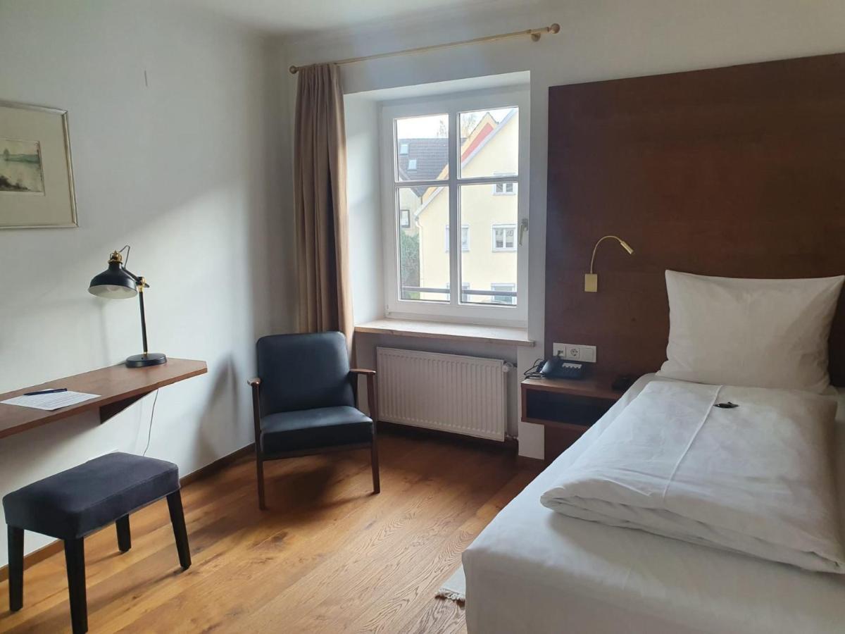 Hotel Schierlinger Braeustueberl 外观 照片